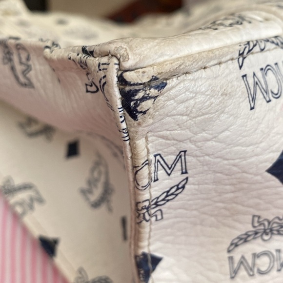 MCM Bag - Picture 5 of 13